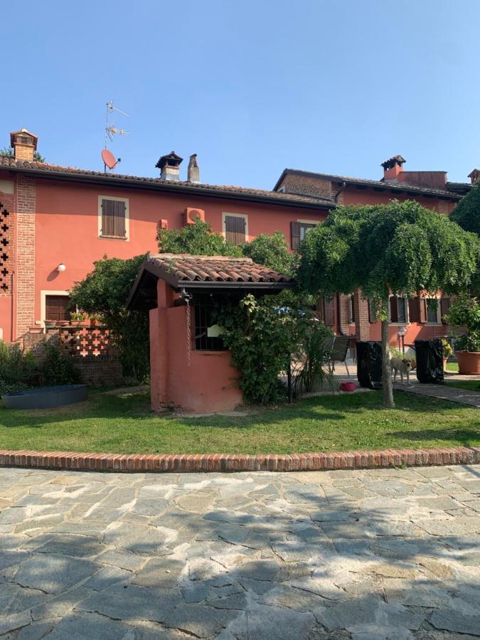 Hotel La Vecchia Cascina Rossa Fubine Exterior foto