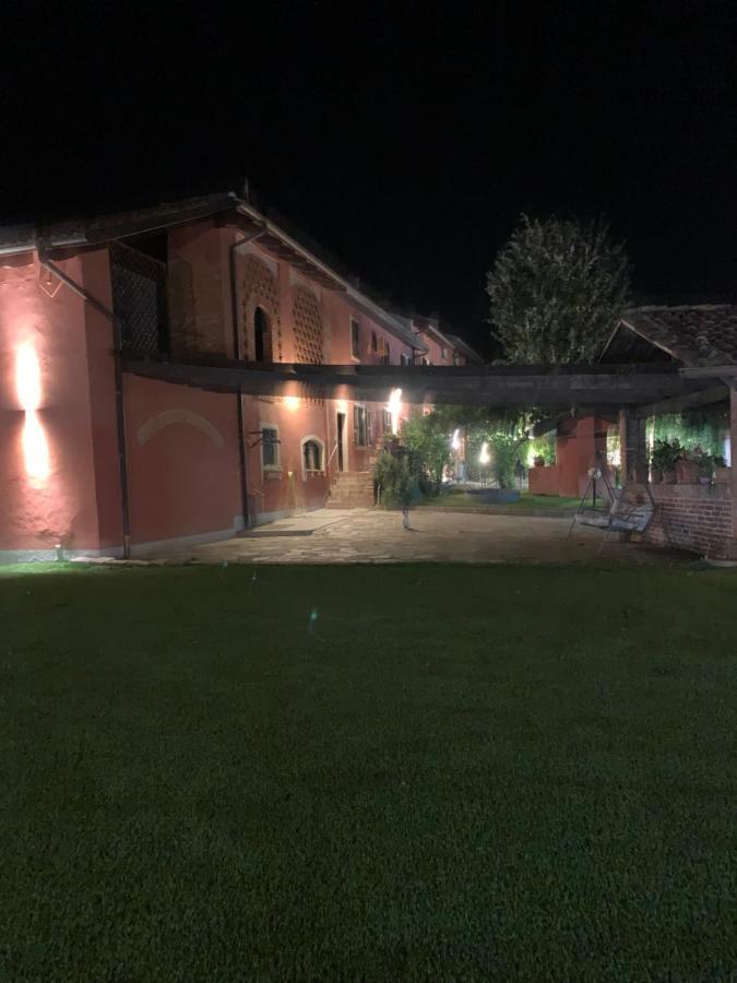 Hotel La Vecchia Cascina Rossa Fubine Exterior foto